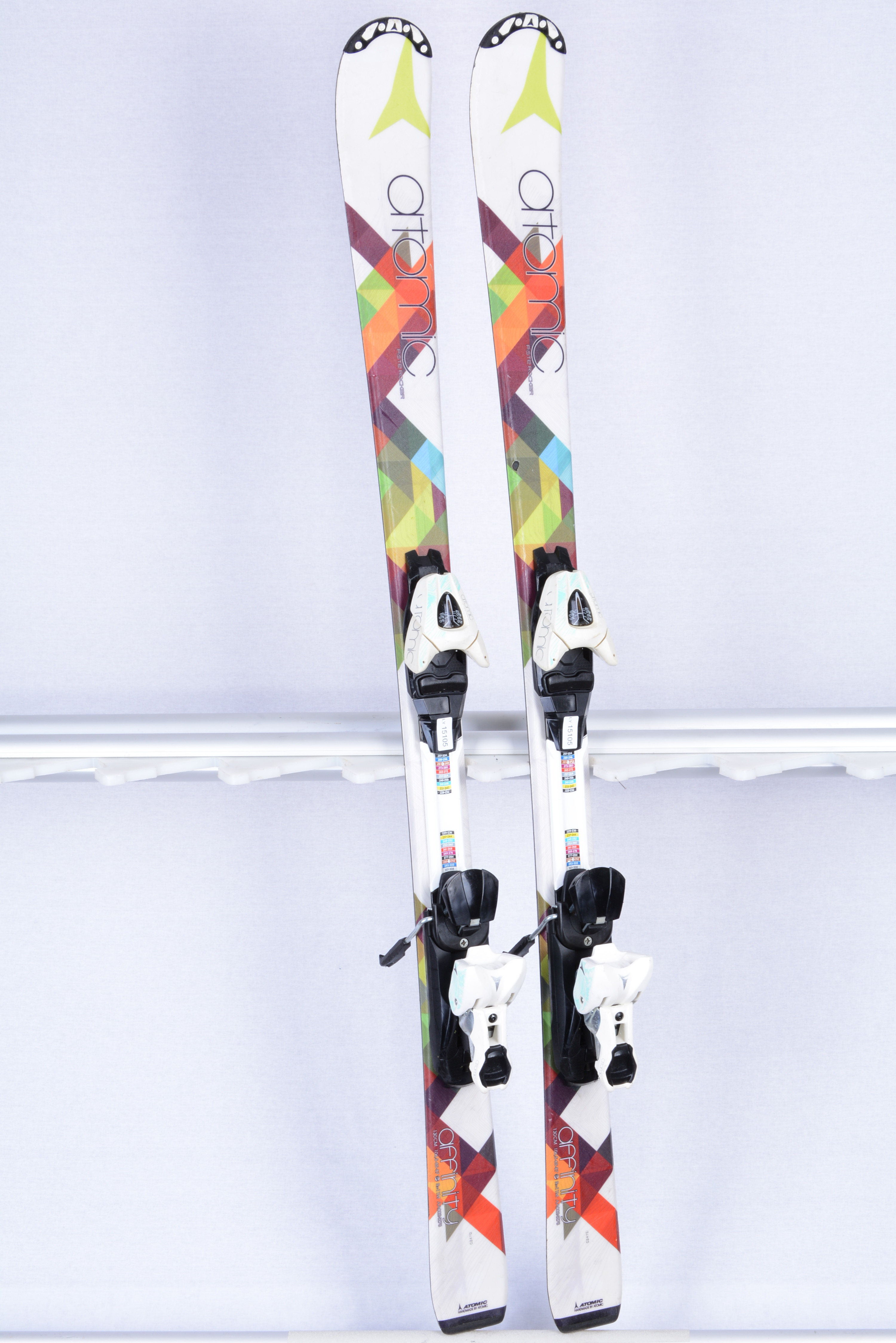 Kinder/Junior Ski ATOMIC AFFINITY air, AM rocker, handmade, white/CUBEs +  Atomic Evox 7.5